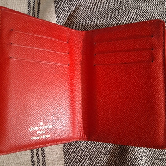 Louis - Picture 8 of 11